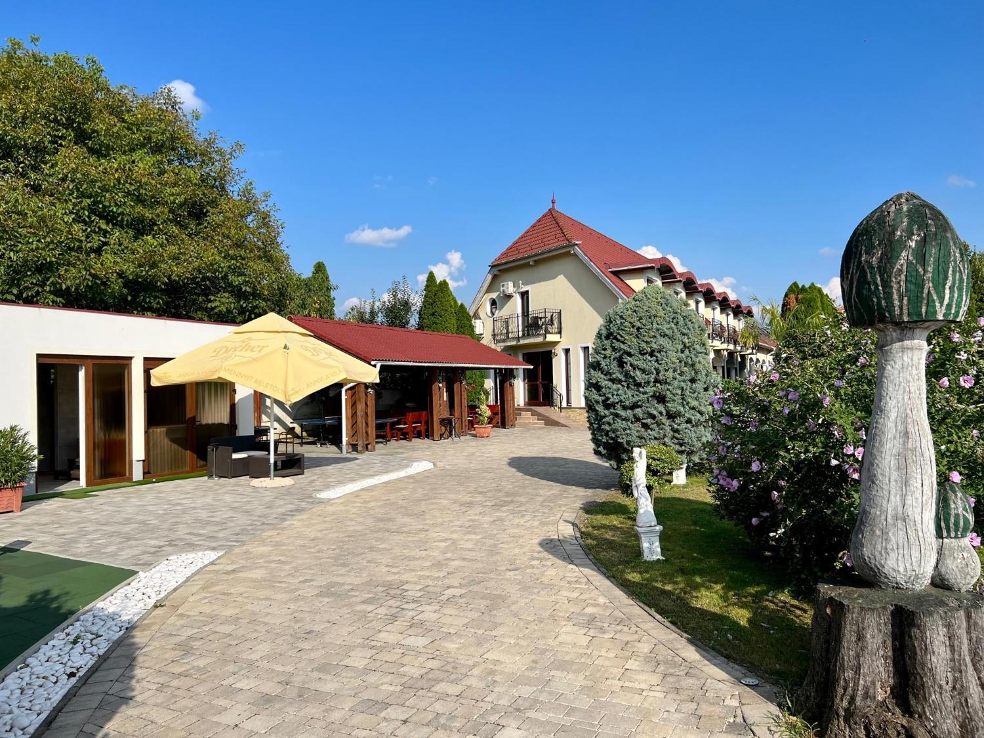 Bajor Panzio Buek-Buekfuerdo, Adults Friendly 12 Plus Buitenkant foto